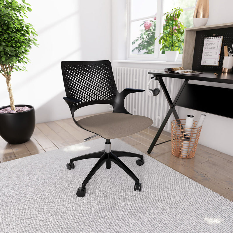 Solus black in location