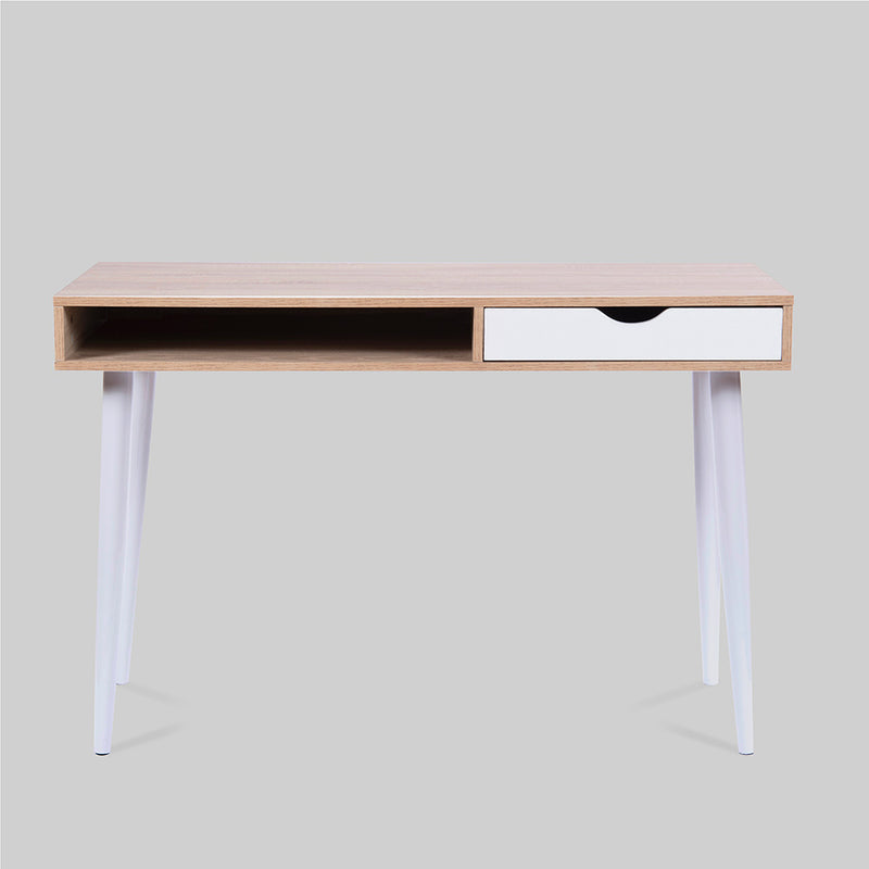 Nautilus Tromso desk Oak