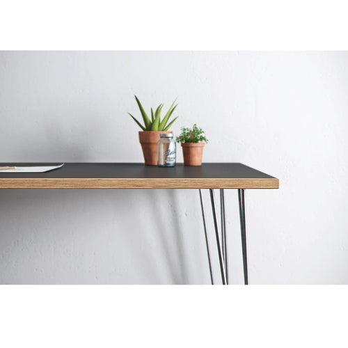 Hairpin desk grey detail